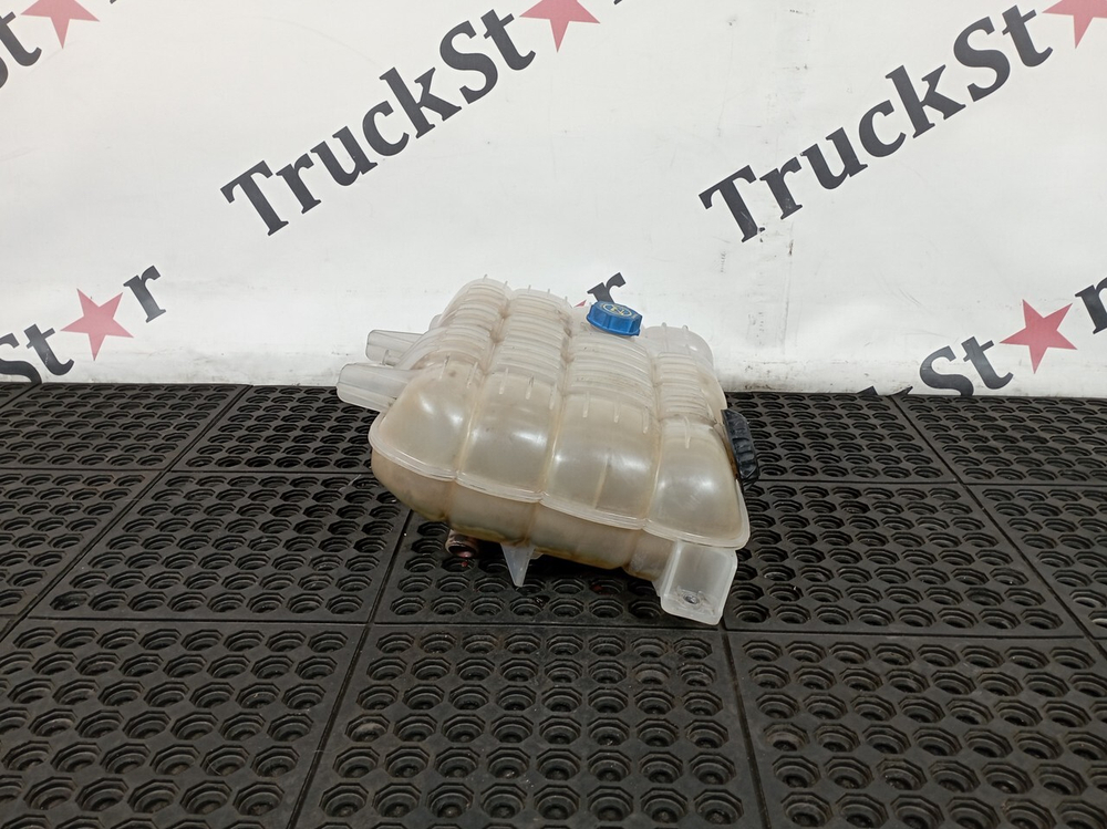 Бачок расширительный 2017г.