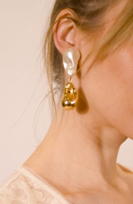 976D0EFE-42F7-444A-8785-90697753D52F