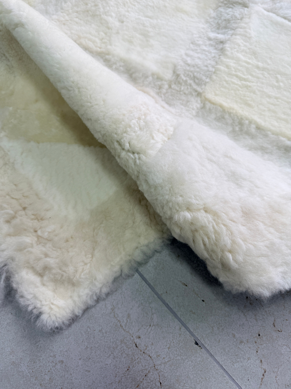 Ковер прямоугольный натуральный мех овчина, 210 х 170 см.