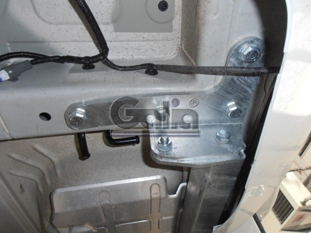Фаркоп оцинкованный Galia S097C для Suzuki Grand Vitara 5 дверная 2005-2016(паспорт и сертификат в комплекте)(без электрики)