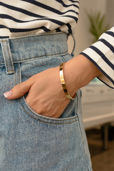 Стальной жесткий браслет, цвет лимонное золотистый