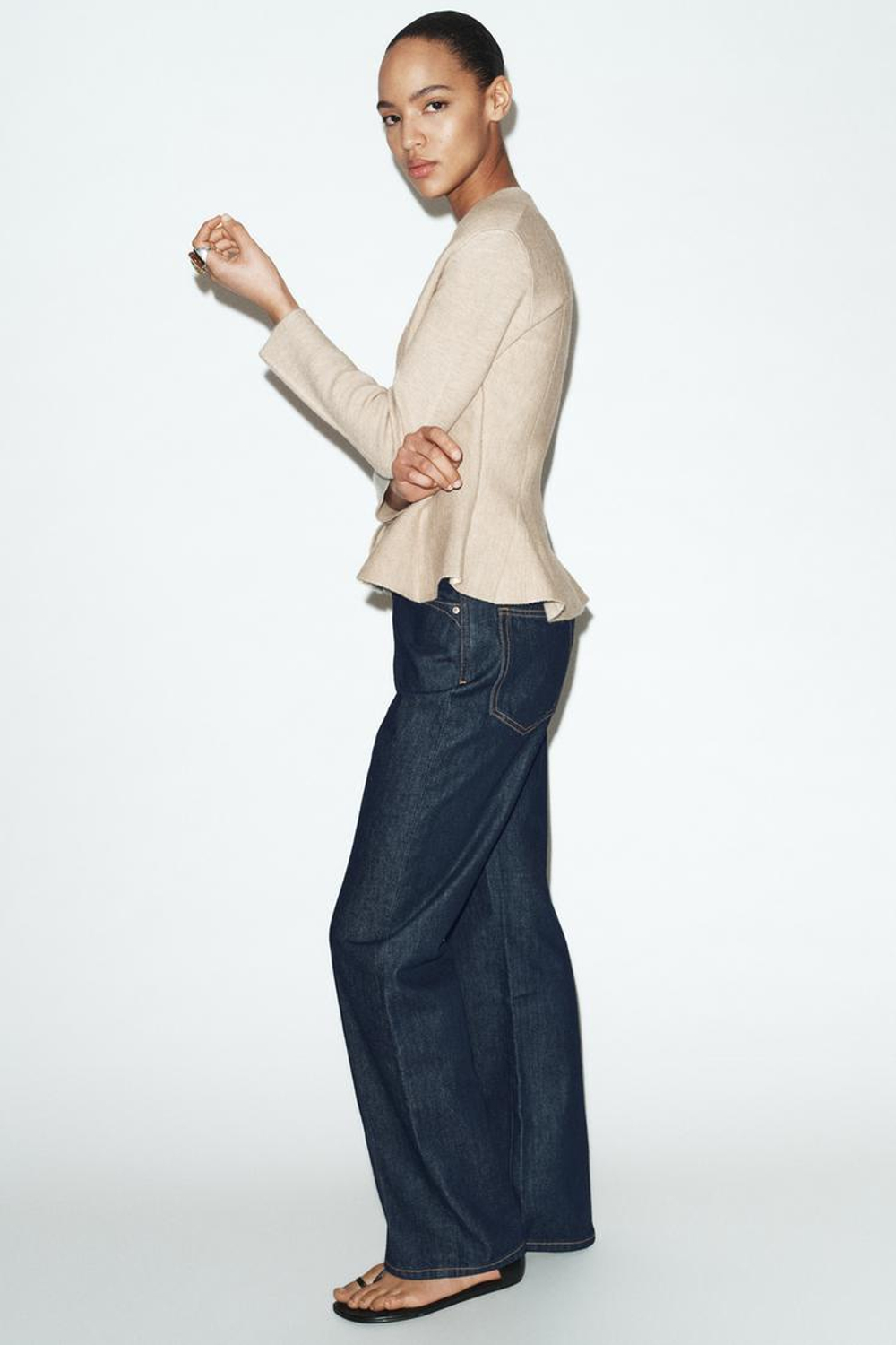 ZARA ТРИКОТАЖНЫЙ КАРДИГАН С БАСКОЙ, БЕЖЕВЫЙ