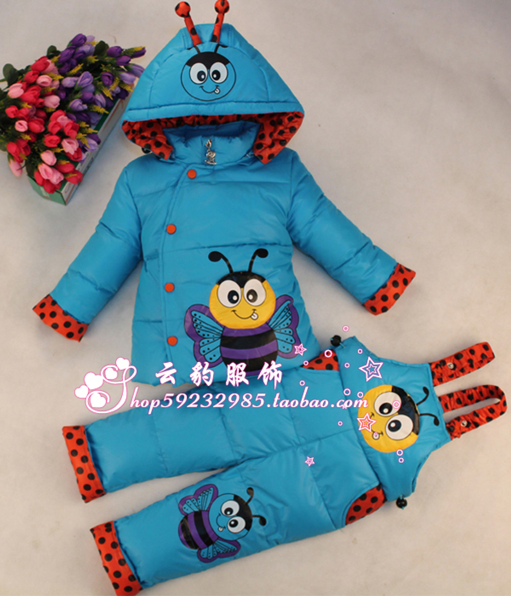 Костюм: полукомбинезон и куртка с принтом "пчелка"