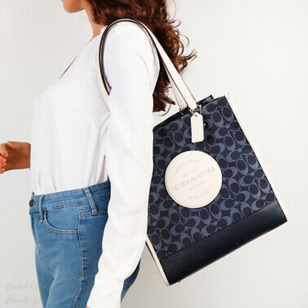 Сумка COACH Dempsey 30 Chambray Logo Tote, C2823-IMDEI