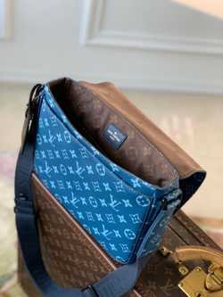 Louis Vuitton District PM Messenger Bag