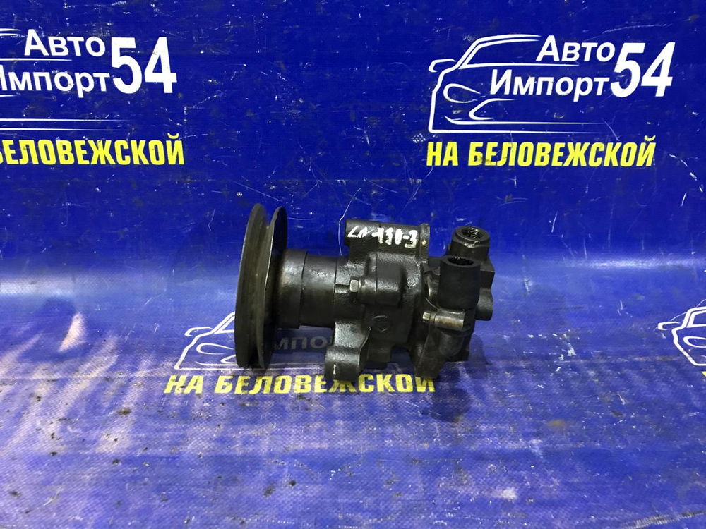 Насос ГУР TOYOTA HILUX SURF 1992