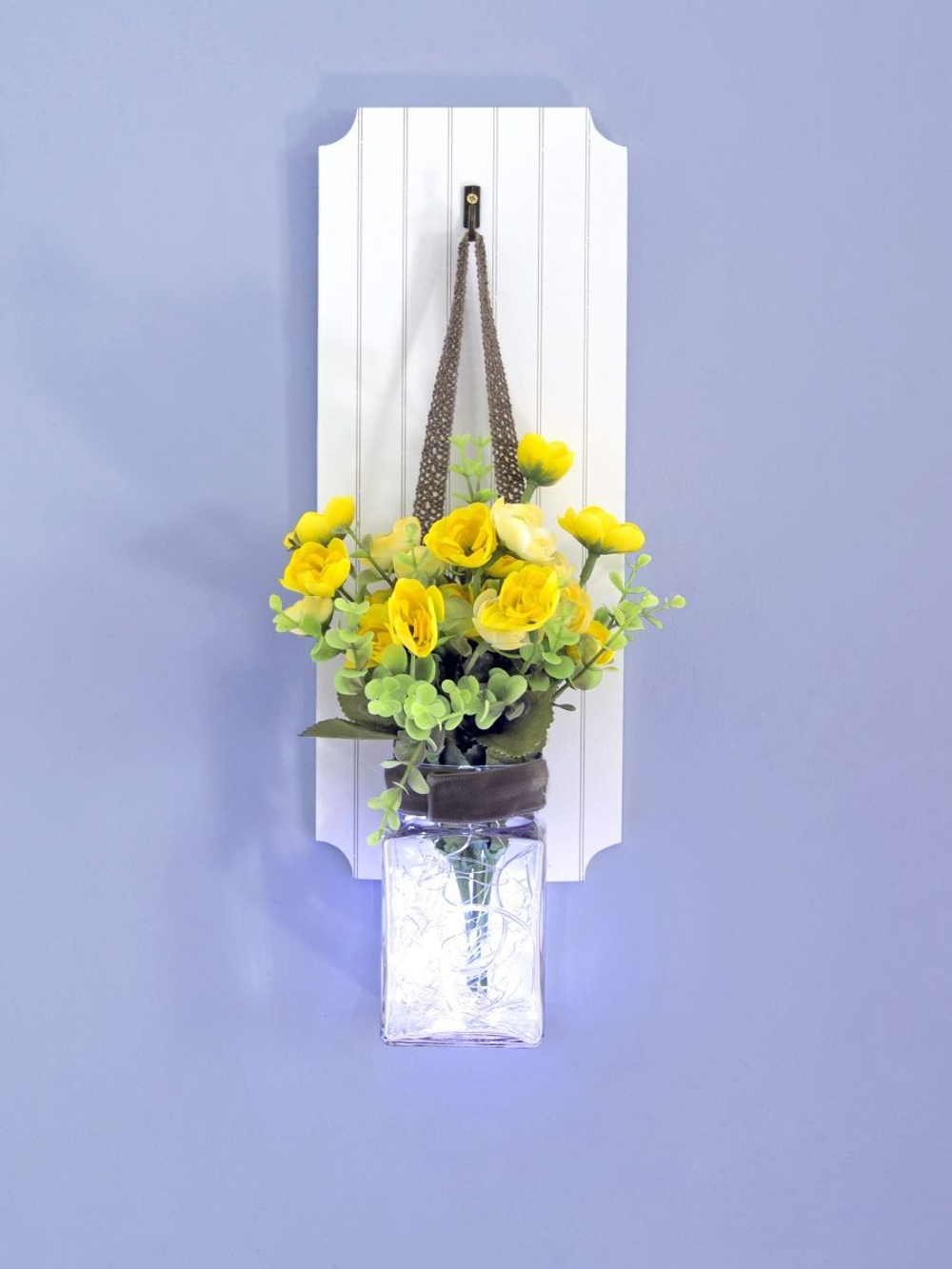 Декор для дома и интерьера букет цветов в вазе с подсветкой