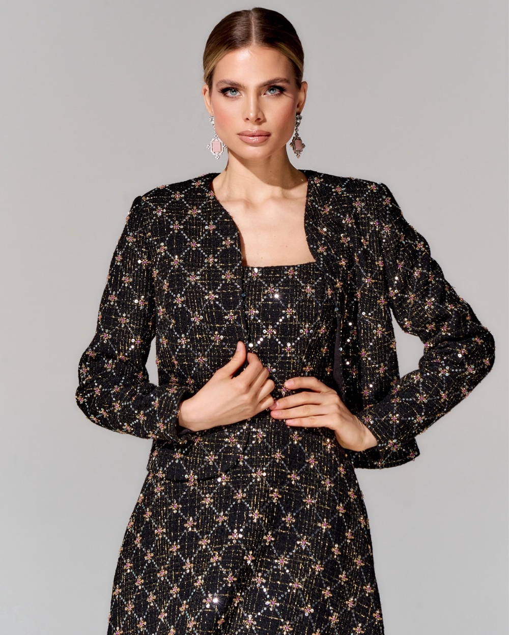 Укороченный жакет из премиального твида