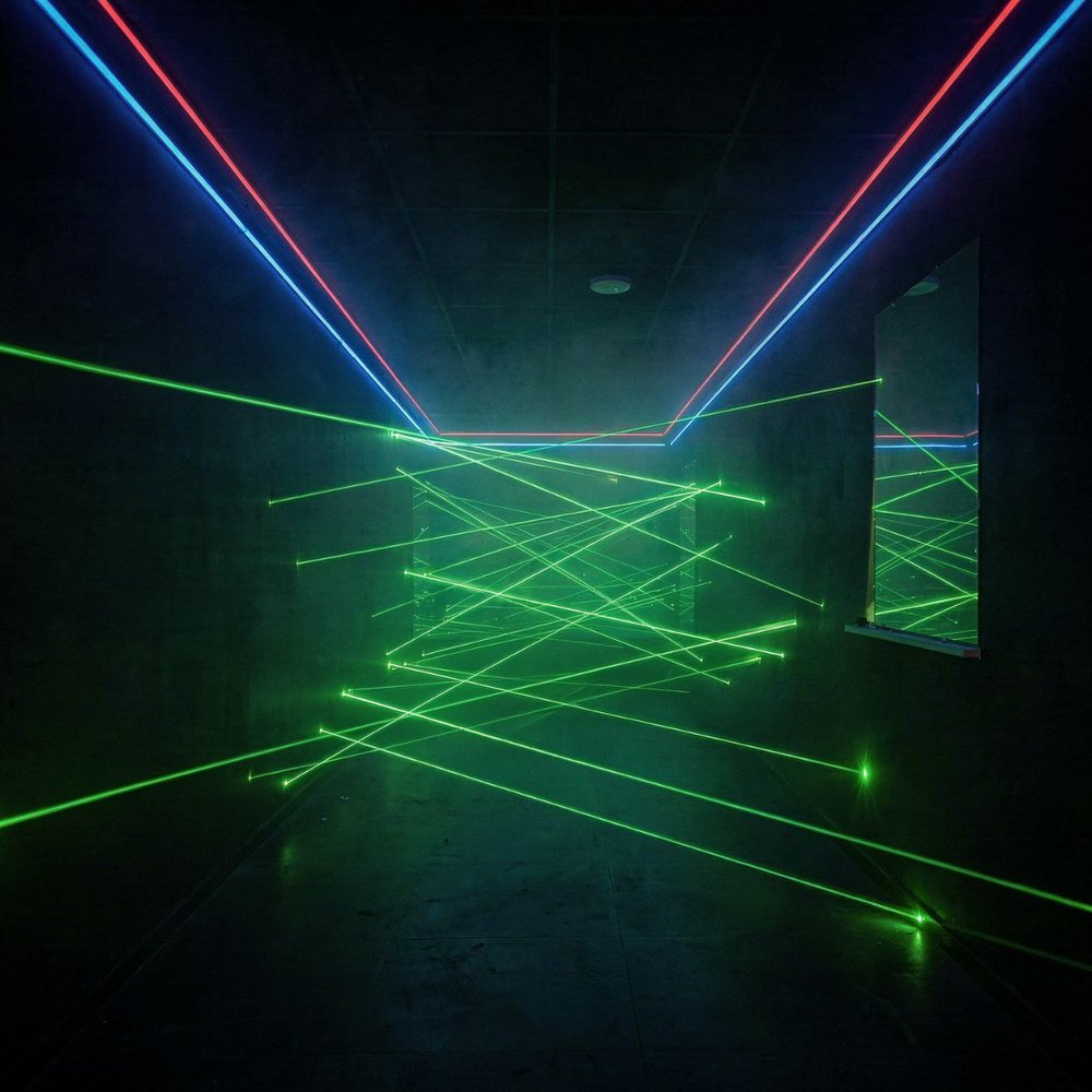 Лазерный лабиринт