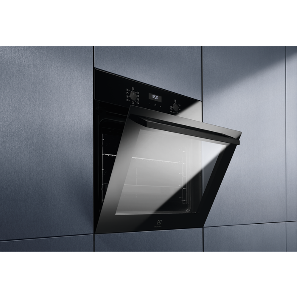 Встраиваемый электрический духовой шкаф Electrolux EOF5C50BZ