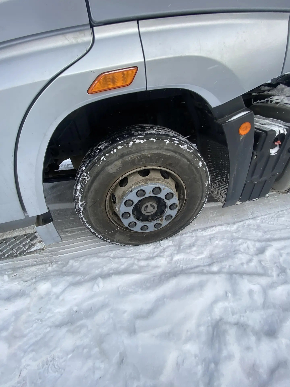 FAW J7 4x2 Седельный тягач CA4180P77K25E5 (Дизельный, 12,5 л, 553 л.с., АТ)