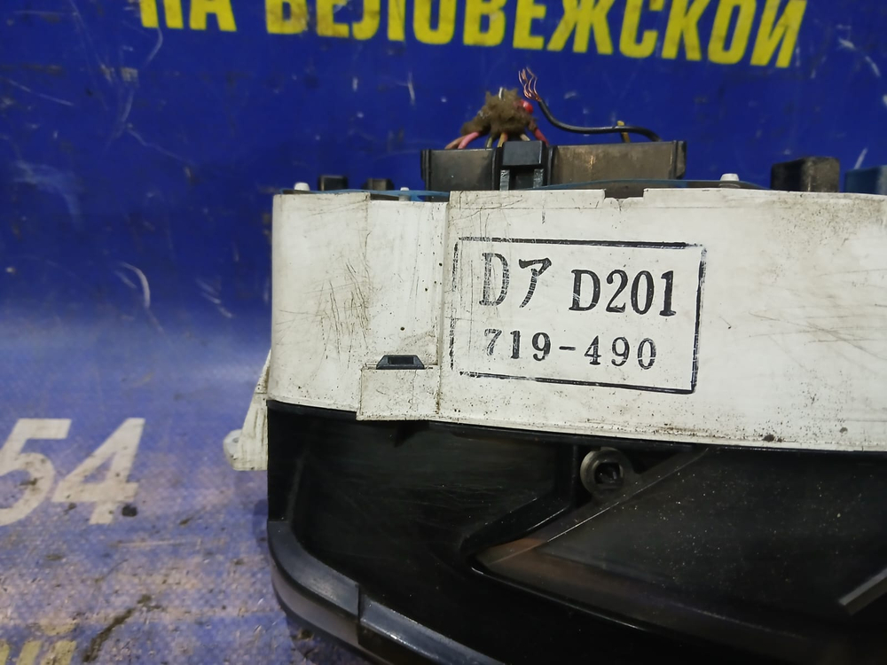 Щиток приборов MAZDA DEMIO 1998