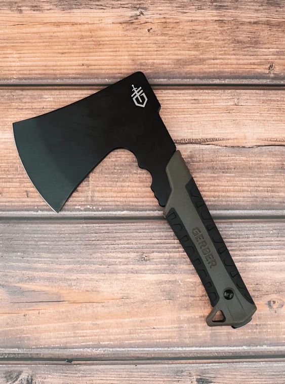 Туристический походный топорик от Gerber олива
