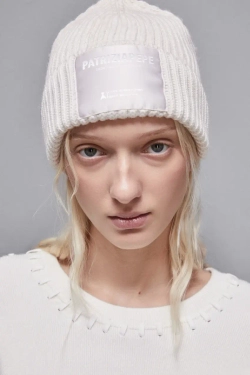 Шапка PATRIZIA PEPE