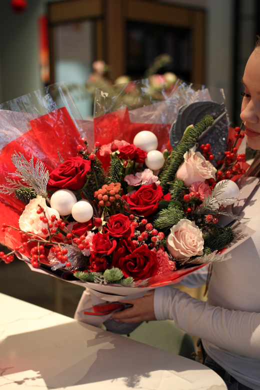 Букет "Яркая Зима"