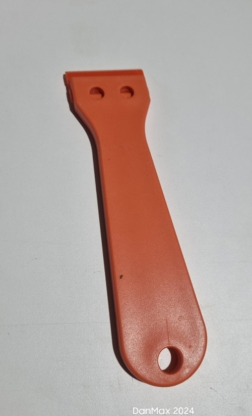 Нож Scraper с длинной ручкой 5 см с керамическим лезвием