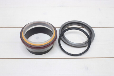 Манжета коленвала Cummins 0939 /3922598,3906080,3904355/