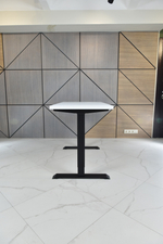 Регулируемый компьютерный стол Bazalt с регулировкой по высоте — столешница МДФ Белый