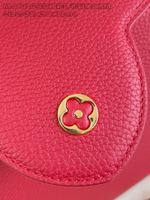 Louis Vuitton Capucines MM