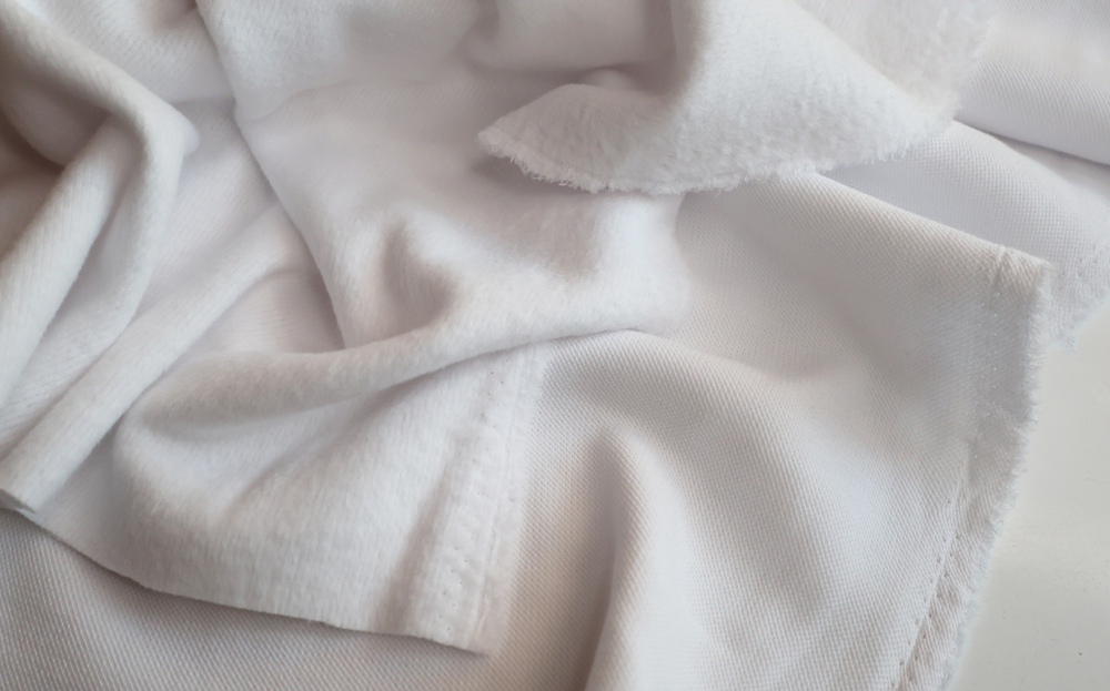 БЕЛЫЙ - Дабл фейс СВИТЕРОВКА / ПИКЕ (1391 Евгения) (к1 испачкан местами)