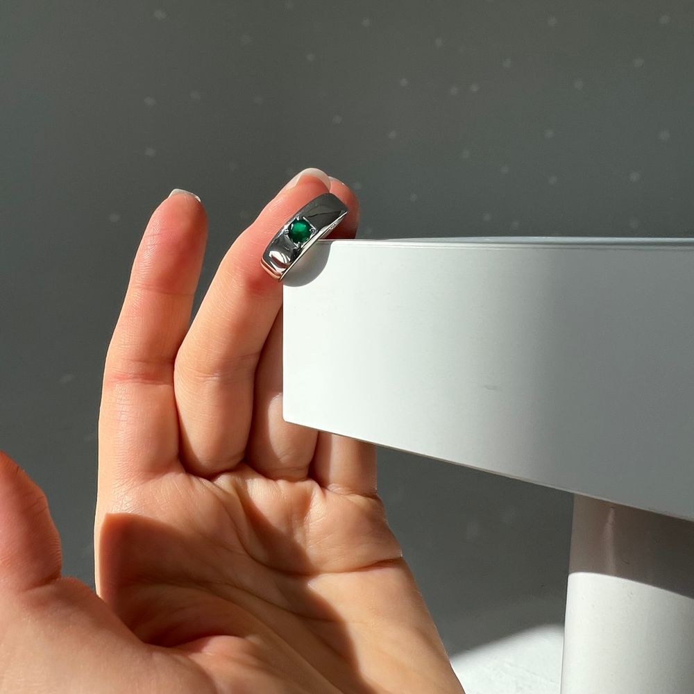 Кольцо Crystal Round с зелёным агатом