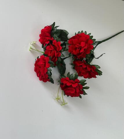 Букет бархатных гвоздик