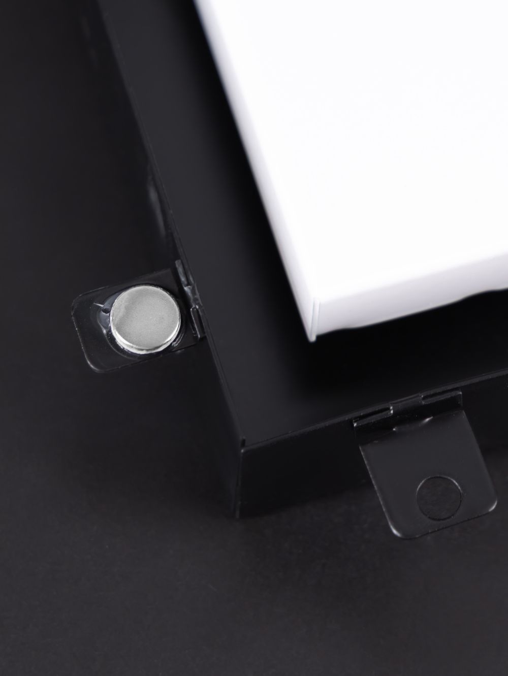 Люк Ревизионный 200х200 Черно-Белый