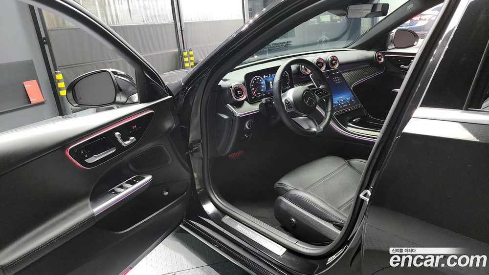 Mercedes-Benz C-Class W206 C200 Avangarde (12.2022)