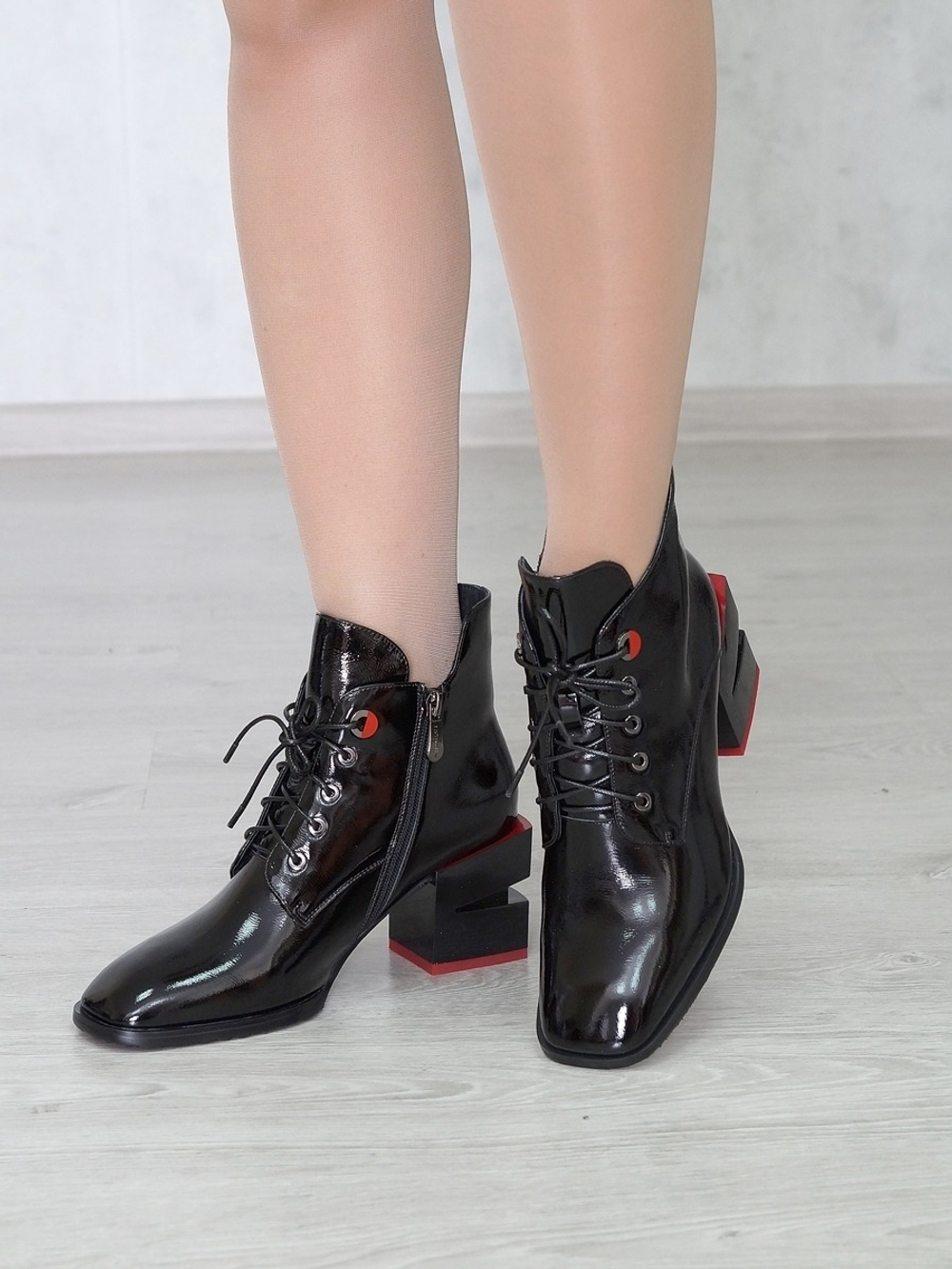 Ботинки женские демисезонные