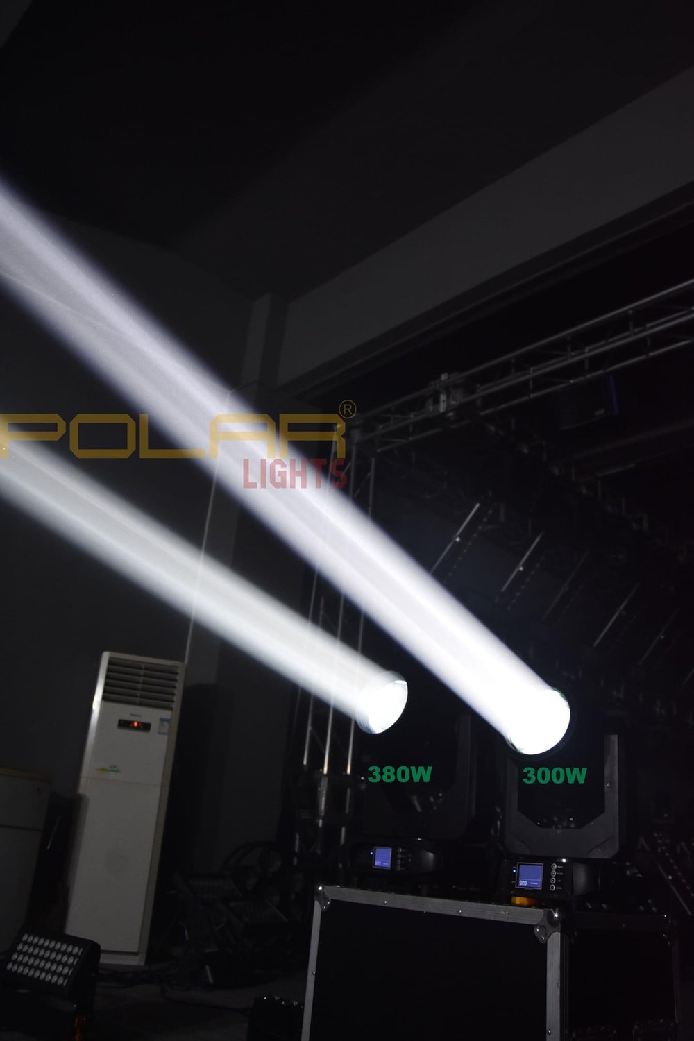 PL-A300B — вращающаяся голова Beam 295 Вт