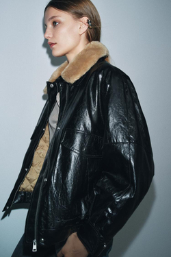 ZARA КУРТКА С ВОРОТНИКОМ ИЗ ИСКУССТВЕННОГО МЕХА — ZW COLLECTION, ЧЕРНЫЙ