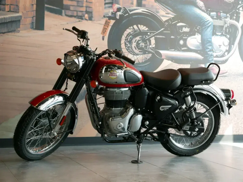 Royal Enfield Classic 350 Chrome Red, 2024