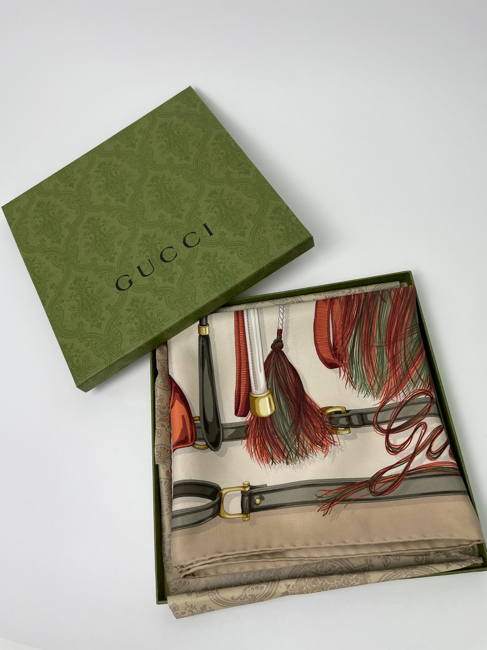 Платок Gucci