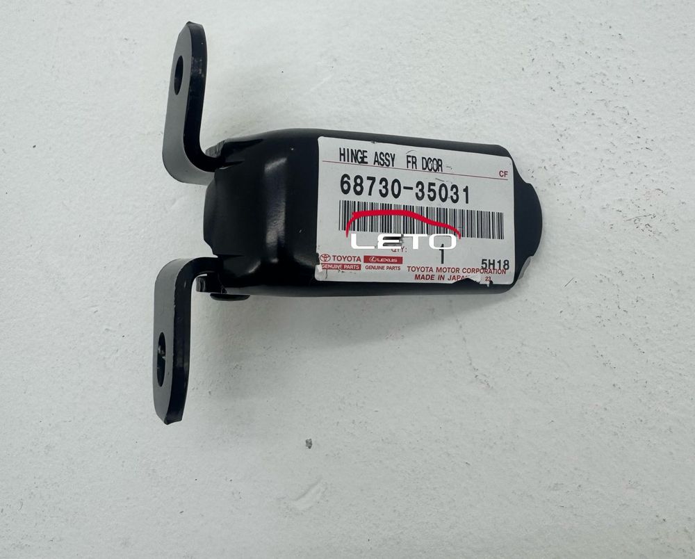 Шарнир двери (FR, RH) ниж 68730-35031 6873035031