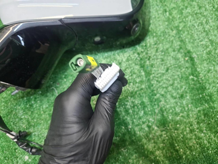 Зеркало левое Geely Tugella (2019-2024) 14 конт.