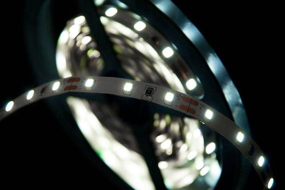 Светодиодная лента SWG 4,8W/m 60LED/m 2835SMD холодный белый 5M 001472