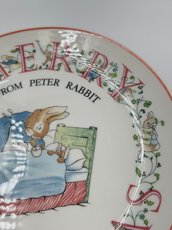 Тарелка Merry Christmas from Peter Rabbit Wedgwood 1989 год