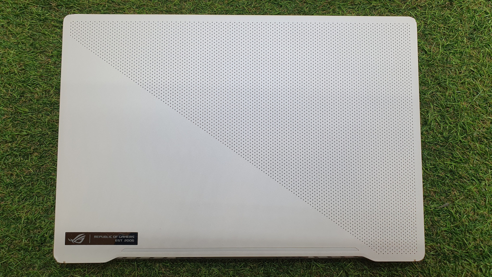 Ноутбук ASUS Ryzen 9/16Gb/RTX 2060 Max-Q 6Gb/120Hz/ROG Zephyrus G14 GA401IV-BR9N6/Windows 10