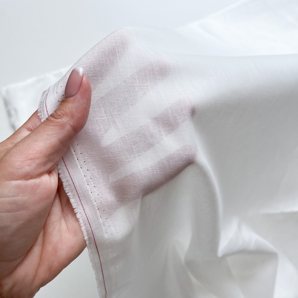 Батист Молочный