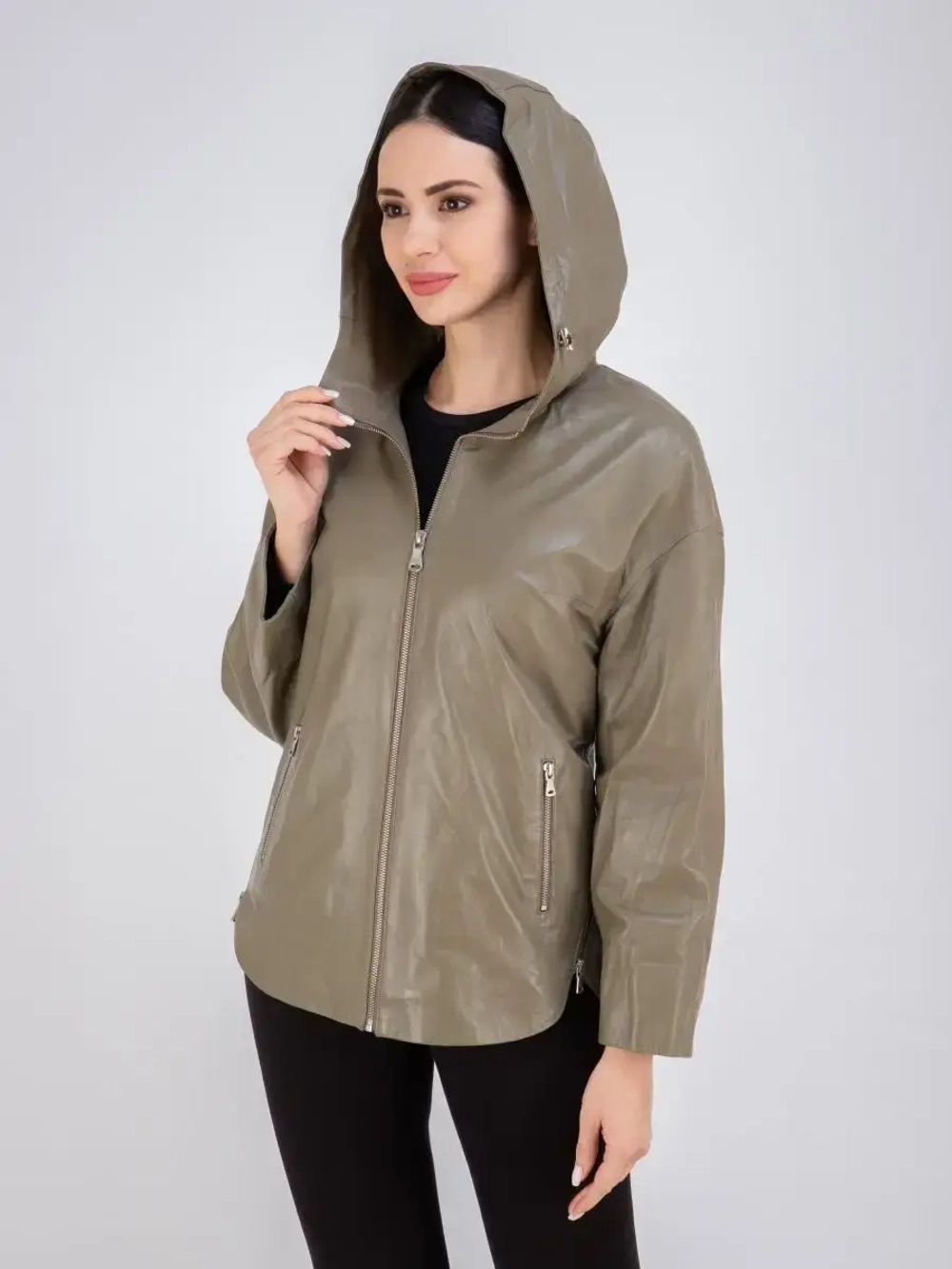 Куртка кожаная натуральная оверсайз с капюшоном