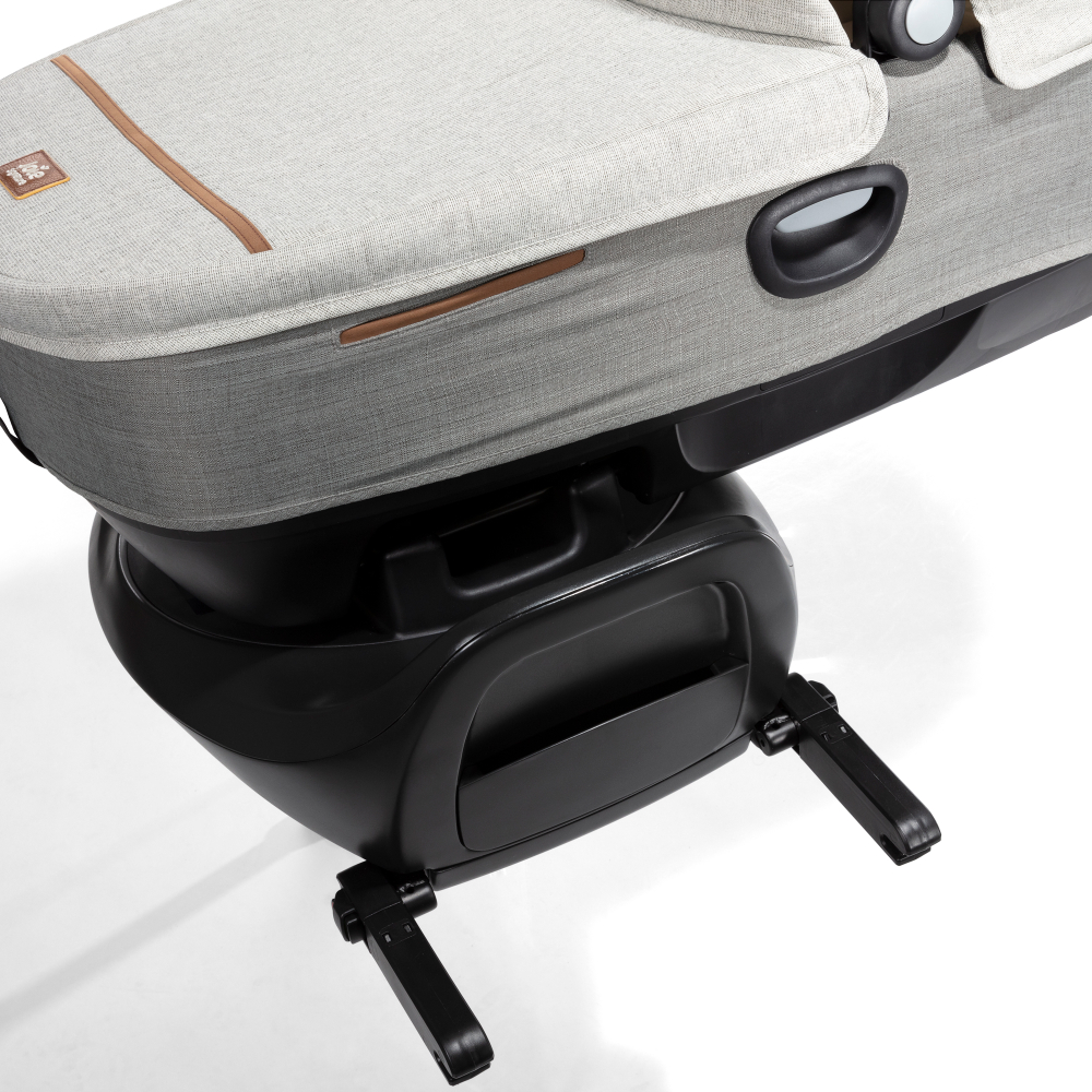 Детское автокресло Joie Calmi