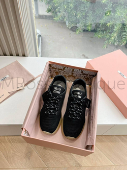 Кроссовки Miu Miu женские черные с черно-белой шнуровкой