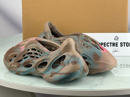 Yeezy Foam Runner MX Sand Grey (маломерки)