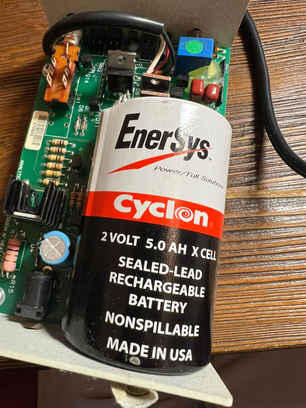 Ремонт аккумулятор SybronEndo Touch ’n Heat 5004