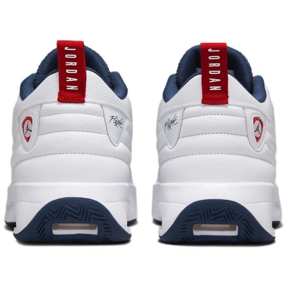 Jordan Max Aura 6 Повседневная обувь Низкий верх Белый/Командный красный/Полночь Морской синий Мужская