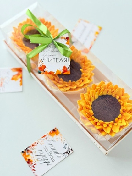 Коробка «Три подсолнуха»