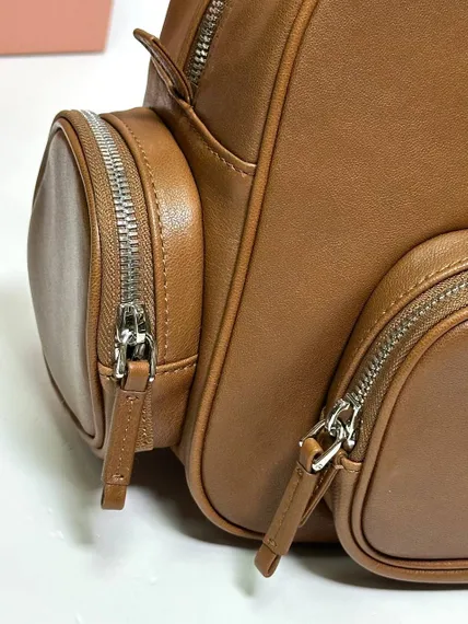 Женская сумка MIU MIU Pocket с верхней ручкой из кожи nappa, коричневая