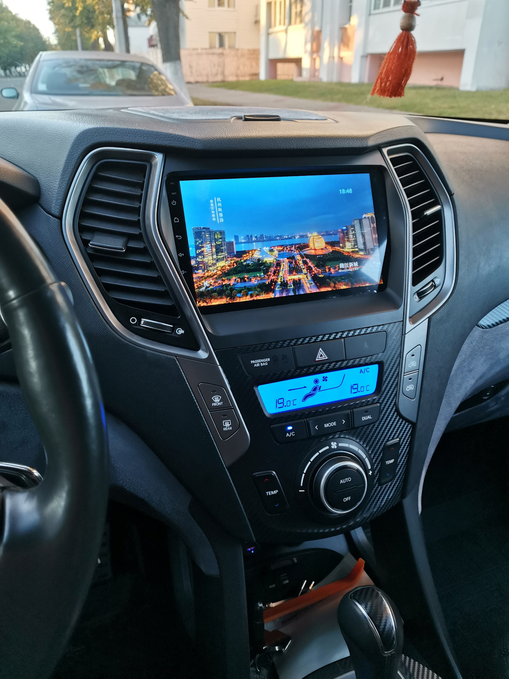 Магнитола для Hyundai Santa Fe 3 2012-2018 (отдельный экран климата, штатная КЗВ) - Teyes CC3 монитор 9" QLED на Android 10, ТОП процессор, 4Гб+32Гб, CarPlay, 4G SIM-слот