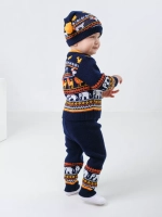 Костюм вязаный