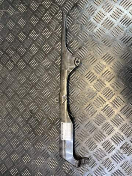 Защита цепи Yamaha FZ1 Fazer RN17